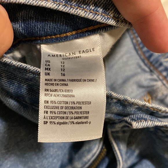 American eagle pleated denim mom short - Picture 3 of 5